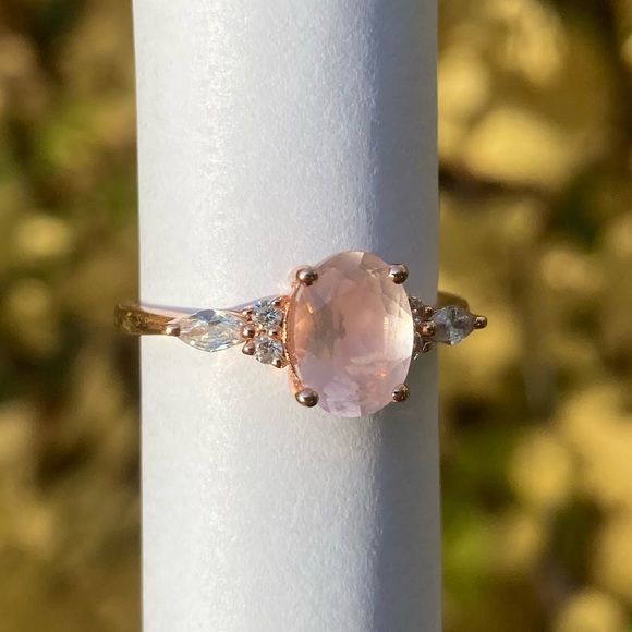 Rose Quartz Ring - Picture 3 of 14